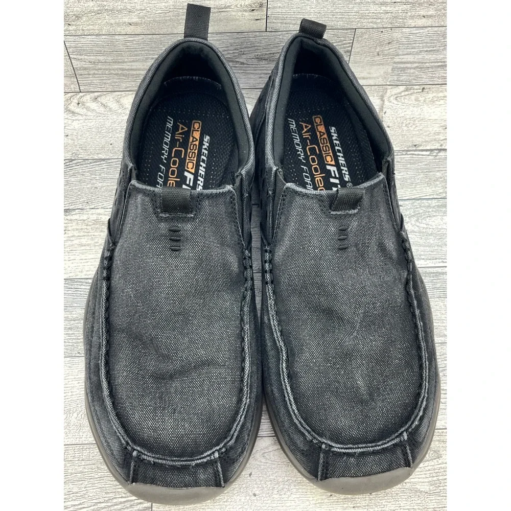 Skechers Classic Fit Air-Cooled Memory Foam Slip On Loafers Men 10.5 Black 64970